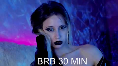 Snapshot of inner_light___ chatting on 12.08.24 Venera online show from 12.08.24