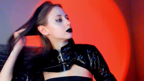 Snapshot of inner_light___ chatting on 02.06.26 Venera online show from 02.06.26