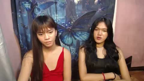 Snapshot of innocent_lover_ziaxx chatting on 04.28.26 your zia online show from 04.28.26