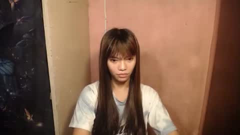 Snapshot of innocent_lover_ziaxx chatting on 05.15.26 your zia online show from 05.15.26