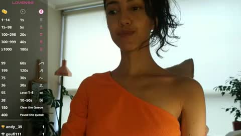 Laroa online show from 07.28.26