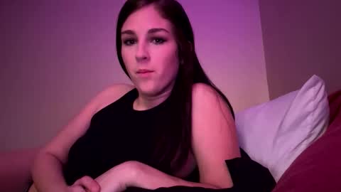 Snapshot of innocentlilsarah chatting on 02.07.26 innocentlilsarah online show from 02.07.26