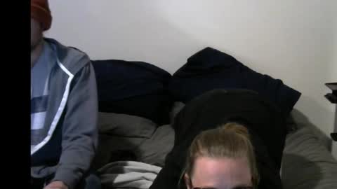 intcouple24 online show from 10.18.25