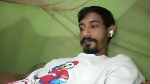 Snapshot of interne8famous chatting on 11.05.25 interne8famous online show from 11.05.25