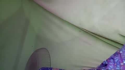 Snapshot of interne8famous chatting on 11.06.25 interne8famous online show from 11.06.25