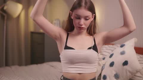 Avie online show from 03.24.26