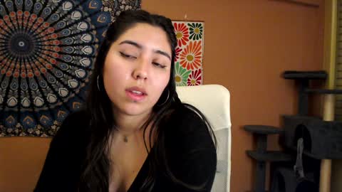 Snapshot of intimatetales chatting on 12.19.24 Africa online show from 12.19.24