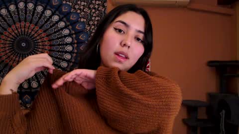 Snapshot of intimatetales chatting on 12.20.24 Africa online show from 12.20.24