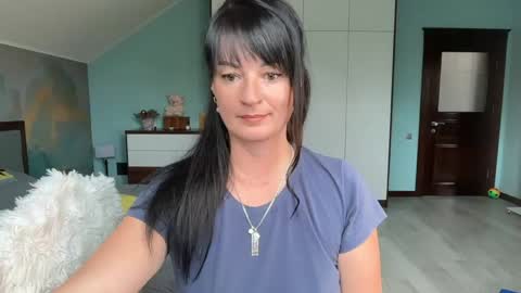 iracherrynow online show from 06.10.26