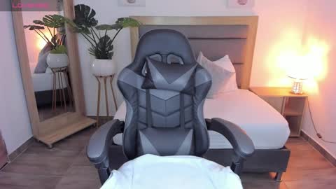 Irantzu online show from 01.29.25