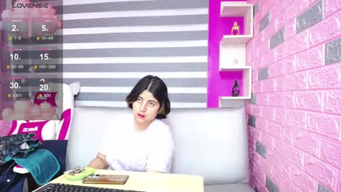 Snapshot of irene_16 chatting on 01.18.25 IRENE online show from 01.18.25