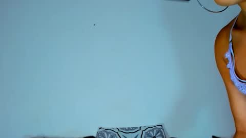 Irene Aguirre online show from 06.08.26