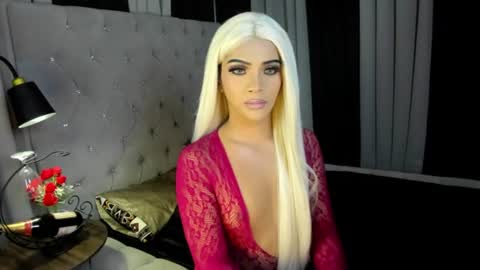 Snapshot of irina_woodshakylishxx chatting on 07.22.26 IRINAA online show from 07.22.26