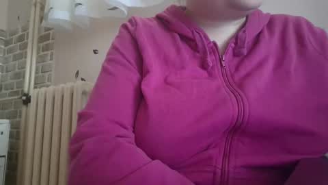 Snapshot of irinnak chatting on 02.27.25 IrinnaK online show from 02.27.25