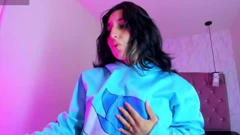 iris_77 online show from 11.16.25