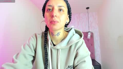 iris_77 online show from 11.28.25