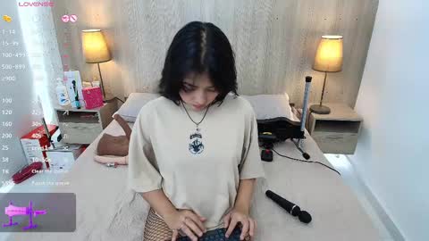 Iris online show from 09.14.25