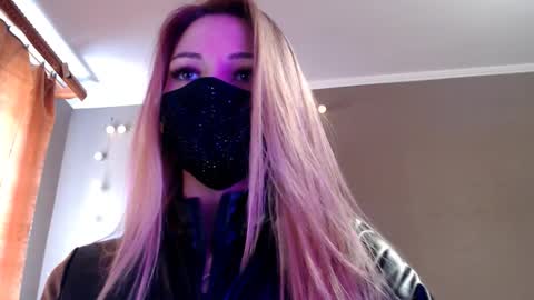 Lily online show from 03.13.26