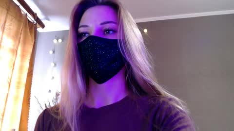 Lily online show from 04.11.26