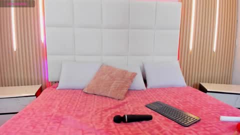 Iris online show from 10.31.25