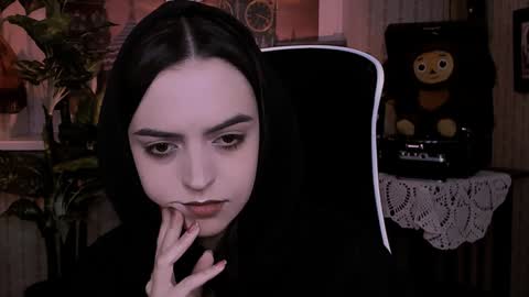 Iris online show from 12.14.24