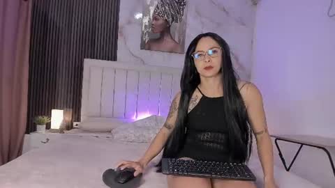 irisxrose online show from 06.18.26