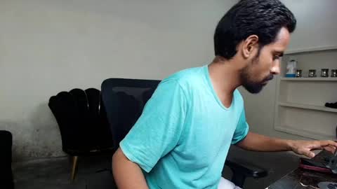 Naveed online show from 07.04.26