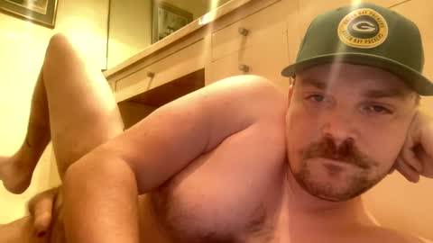 Snapshot of irweezy chatting on 12.25.24 irweezy online show from 12.25.24
