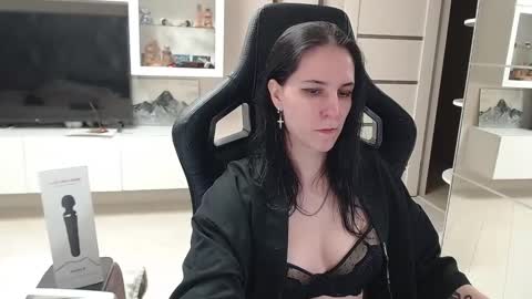 Irwi Tomboy online show from 03.09.25