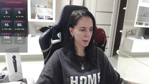 Irwi Tomboy online show from 09.15.25