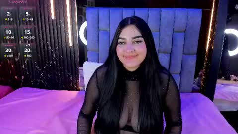 Snapshot of isa_gonzalez chatting on 06.25.26 Isa Gonzalez online show from 06.25.26