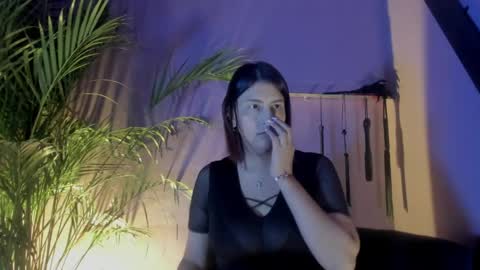 Snapshot of isa_kis_1 chatting on 04.26.26 Isabella online show from 04.26.26