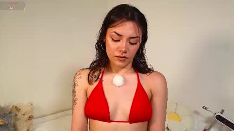 Isabella Laurentt  online show from 06.26.26