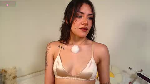 Isabella Laurentt  online show from 06.28.26