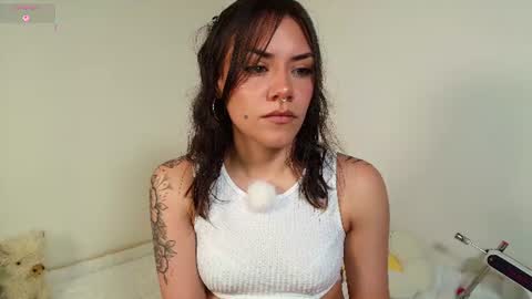 Isabella Laurentt  online show from 07.10.26