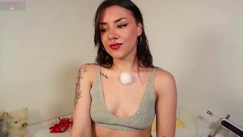 Isabella Laurentt  online show from 07.10.26