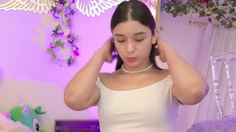 Isabella        online show from 02.22.26