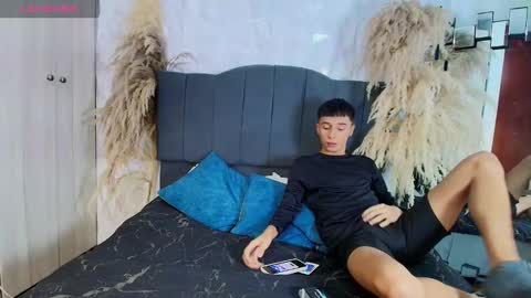 Isaac tan online show from 02.20.26