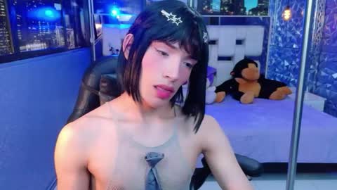 Snapshot of isaacnova chatting on 05.26.26 isaacnova online show from 05.26.26