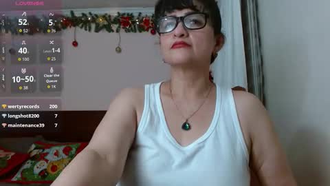 Snapshot of isabeel_sofia01 chatting on 11.23.25 Isabeel Sofia online show from 11.23.25