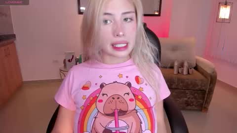 isabela romano online show from 11.28.25