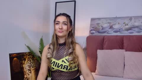 Isa online show from 02.07.25