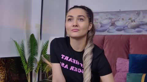 Isa online show from 02.21.25