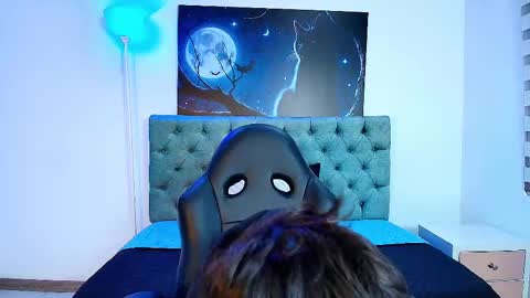 Isabel Cortez online show from 10.01.25