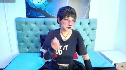 Isabel Cortez online show from 10.04.25