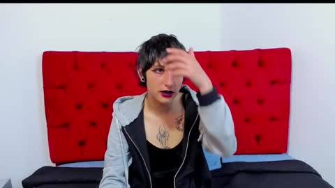 Isabel Cortez online show from 10.28.25