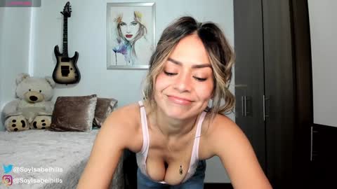 Snapshot of isabelhills chatting on 01.08.25 Isa online show from 01.08.25