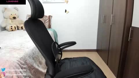 Snapshot of isabelhills chatting on 01.25.25 Isa online show from 01.25.25