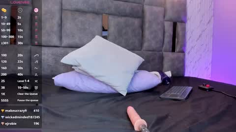 Snapshot of isabella_arias1 chatting on 12.07.24 Isabella Arias online show from 12.07.24