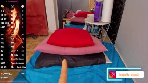 Snapshot of isabella_arias1 chatting on 03.10.25 Isabella Arias online show from 03.10.25